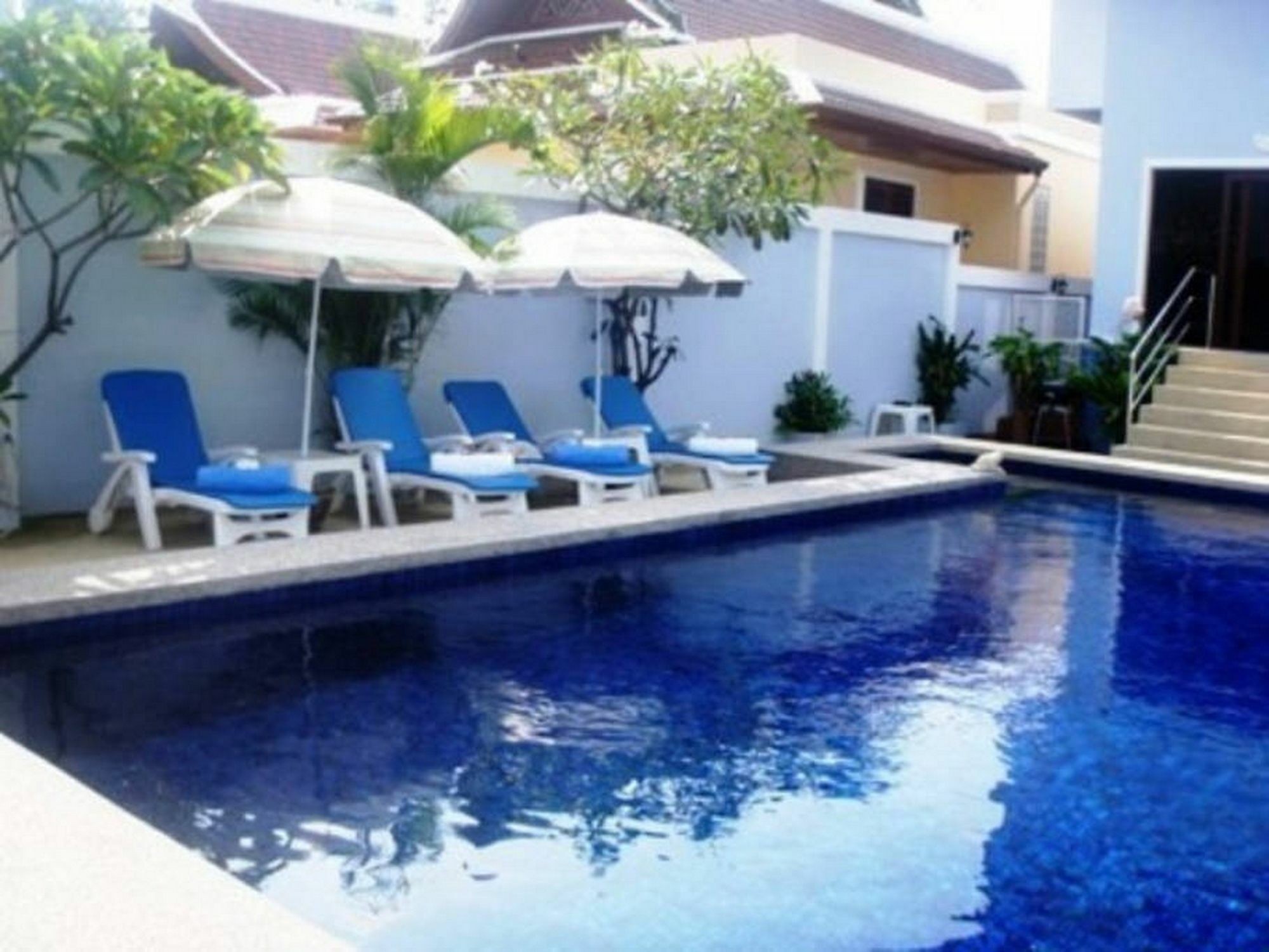 Majestic Villas Phuket Rawai Экстерьер фото